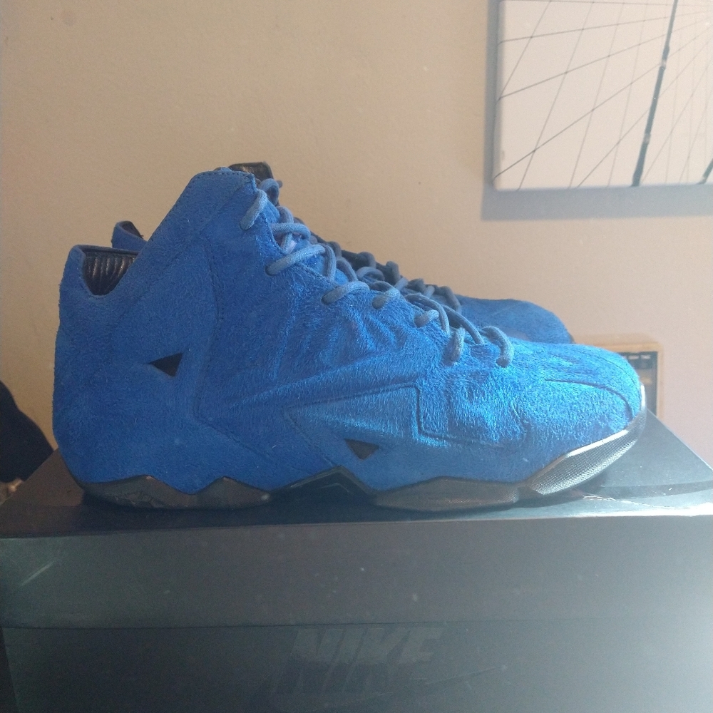 Nike air lebron xi ext royal suede